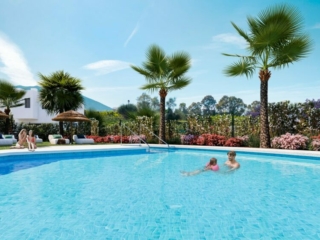 Finca Peralta Botanic Exxacon viviendas de obra nueva en Alhaurín de la Torre Málaga con piscina