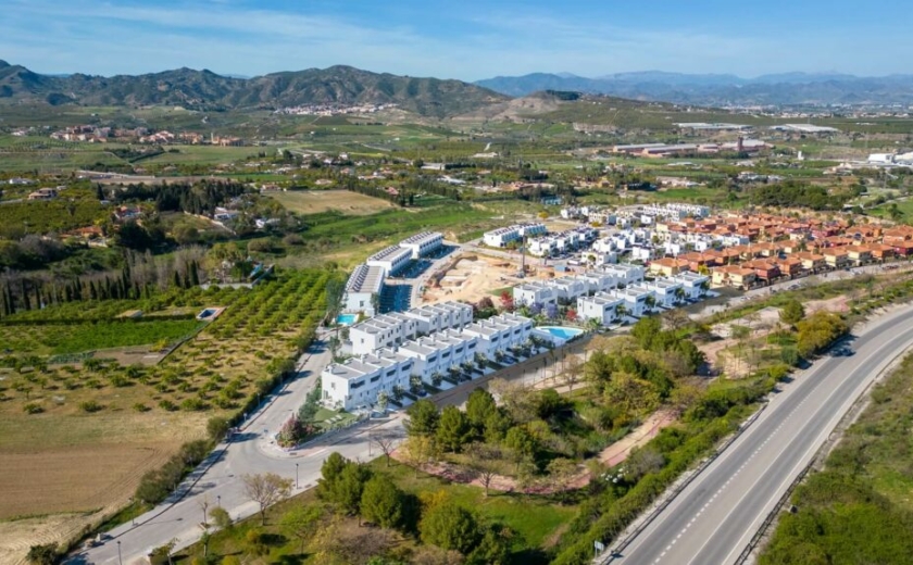 Finca Peralta Botanic Exxacon viviendas de obra nueva en Alhaurín de la Torre Málaga en plena naturaleza