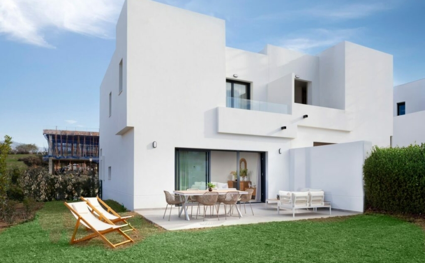 Finca Peralta Natura Exxacon chalets de obra nueva en Alhaurín de la Torre Málaga
