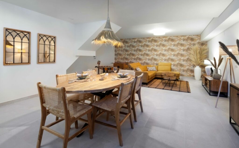 Finca Peralta Natura Exxacon chalets de obra nueva en Alhaurín de la Torre Málaga con cuarto de juegos