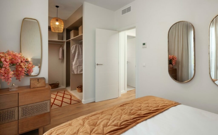Finca Peralta Natura Exxacon chalets de obra nueva en Alhaurín de la Torre Málaga con vestidor en dormitorio principal