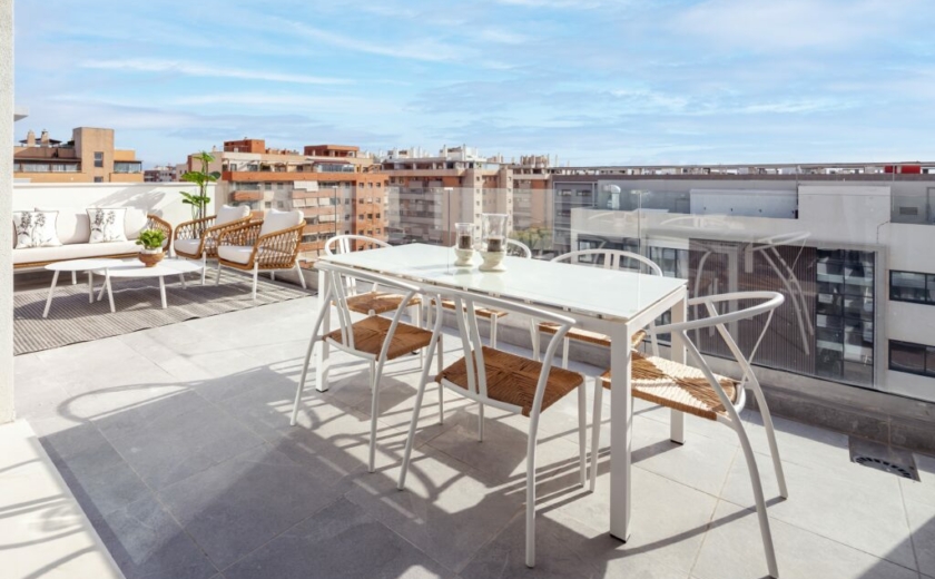 Urban Litoral Exxacon atico de obra nueva en Málaga de 3 dormitorios con una gran terraza